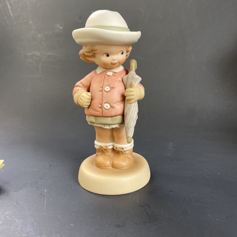 Enesco Memories of Yesterday Figurine Waiting for the Sunshine 1991 VTG‎